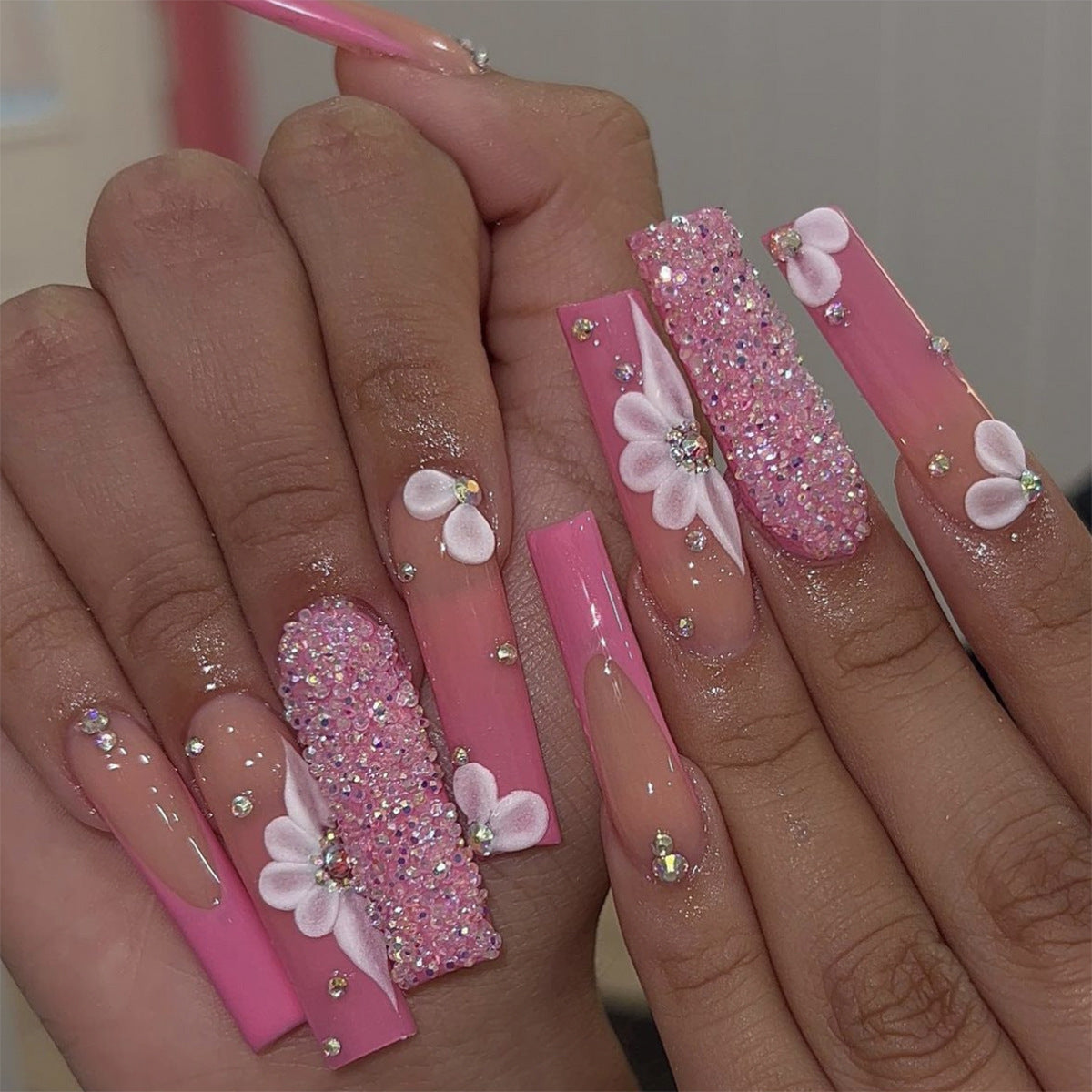 EYESFAV Sweet Sin Nails