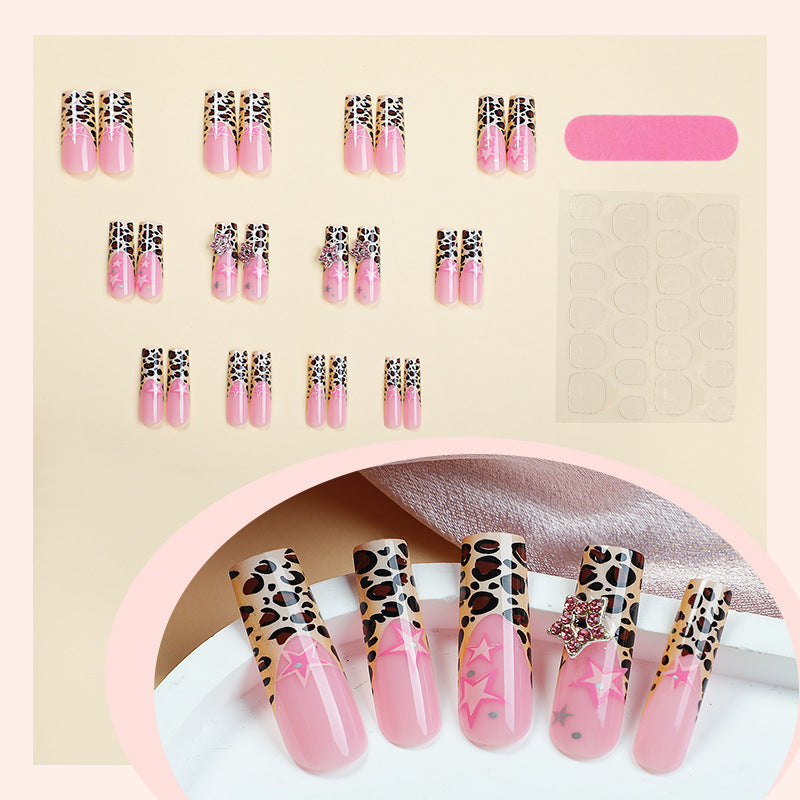 EYESFAV Untamed Glamour Nails