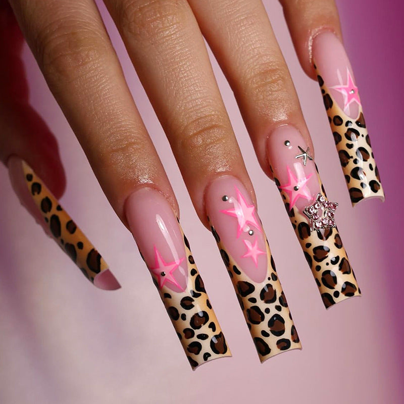 EYESFAV Untamed Glamour Nails